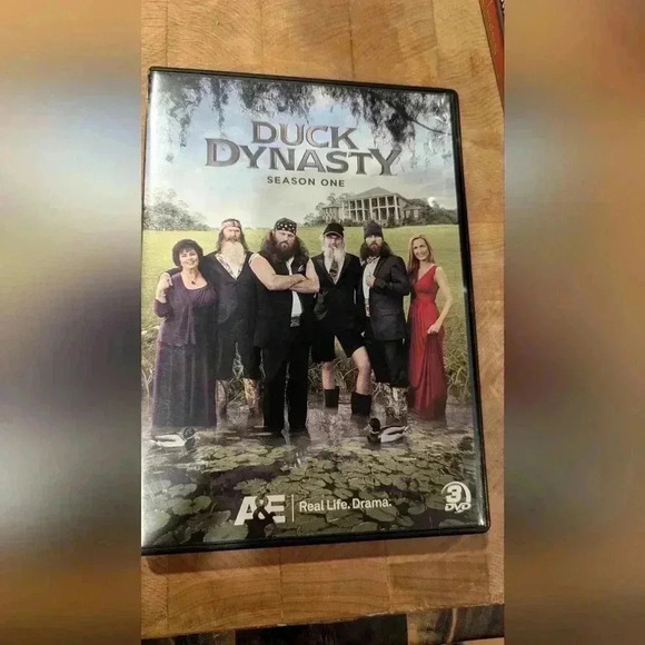 Duck Dynasty Season 1 DVD (EUC) - Picture 1 of 5